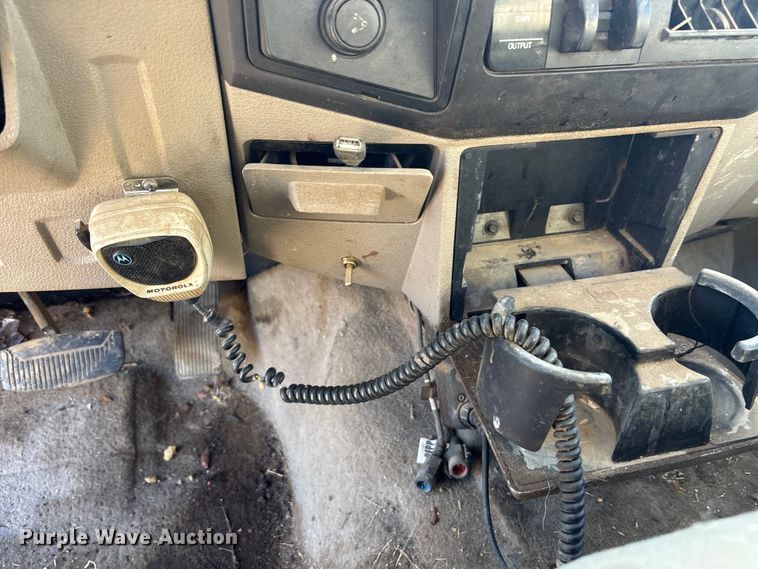 image for item EA4785 2008 Ford F250 Ext. Cab pickup truck