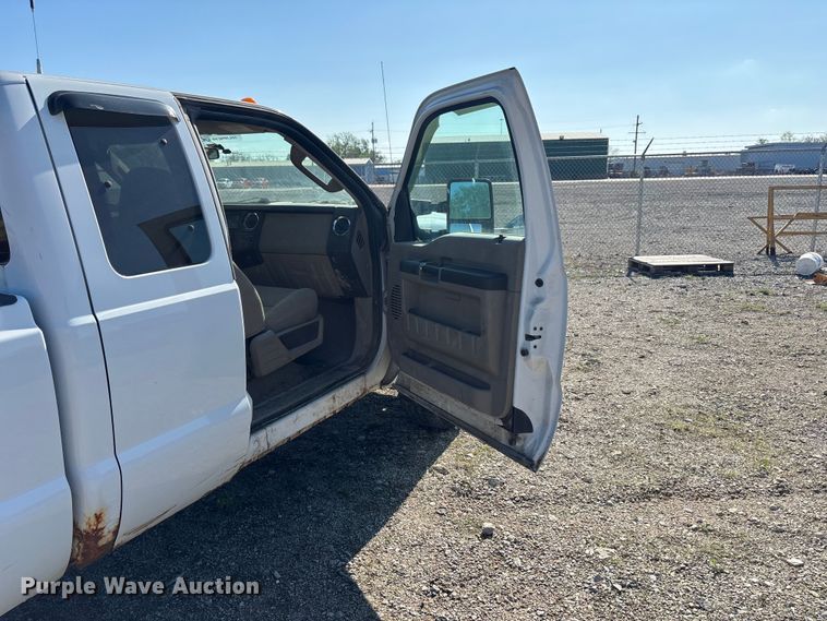 image for item EA4785 2008 Ford F250 Ext. Cab pickup truck