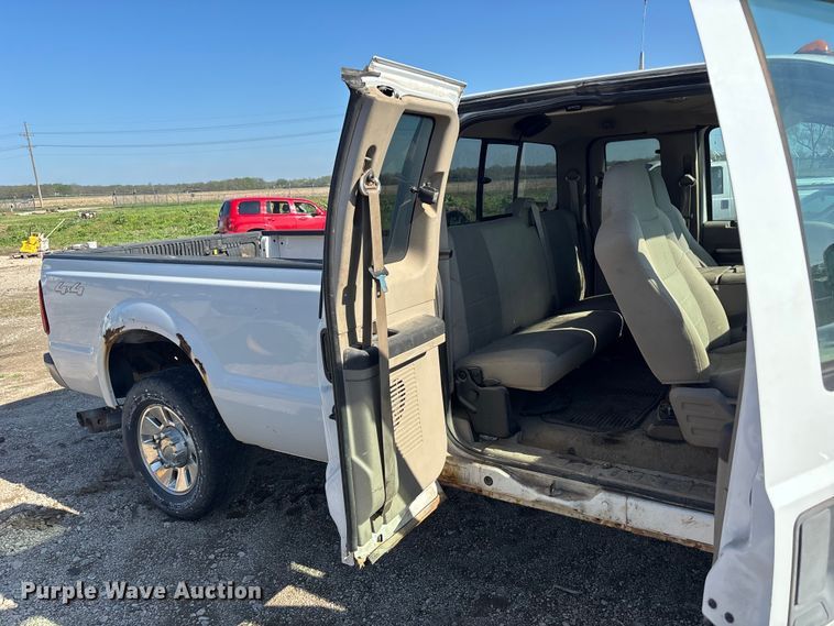 image for item EA4785 2008 Ford F250 Ext. Cab pickup truck