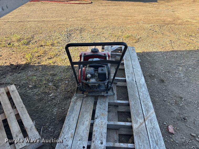 image for item EA4790 Toro FP3000 vibratory plate compactor