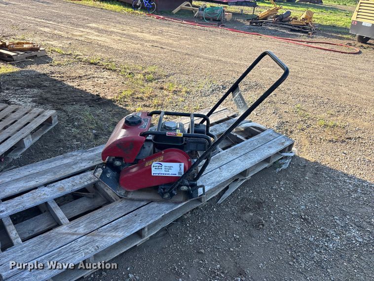 image for item EA4790 Toro FP3000 vibratory plate compactor