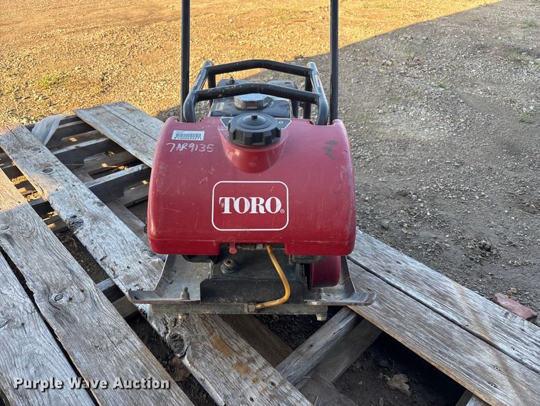 image for item EA4790 Toro FP3000 vibratory plate compactor