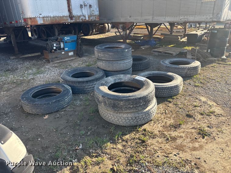 image for item EA4791 (10) tires