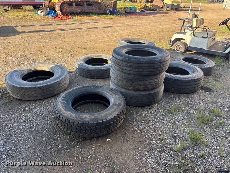 image for item EA4791 (10) tires
