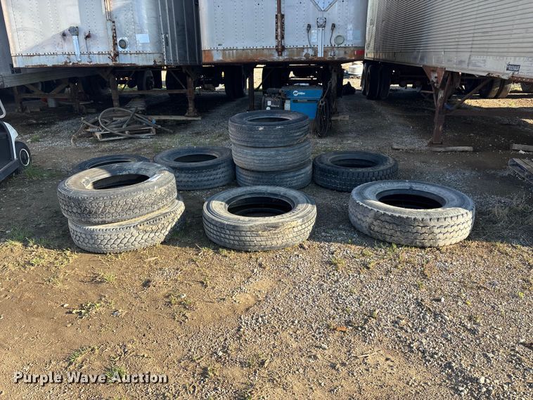 image for item EA4791 (10) tires