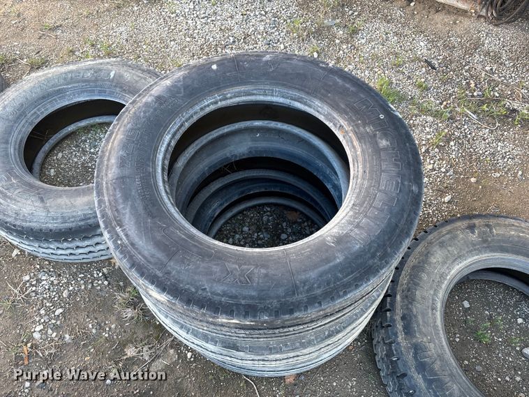 image for item EA4791 (10) tires
