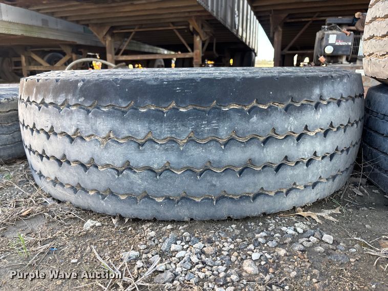 image for item EA4791 (10) tires