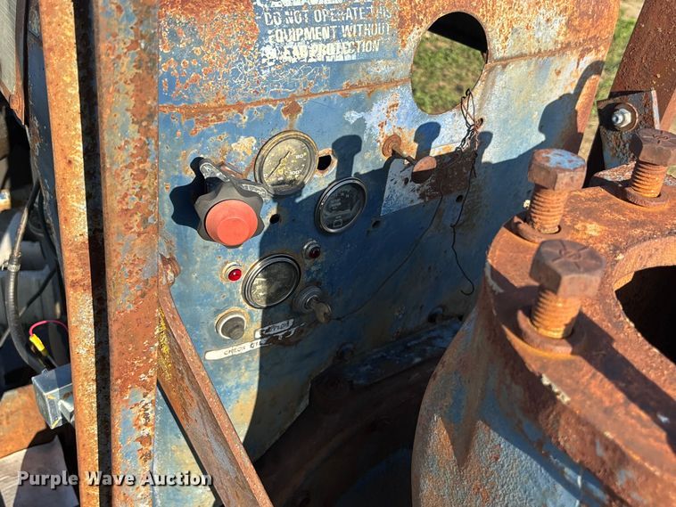 image for item EA4792 Ford irrigation pump