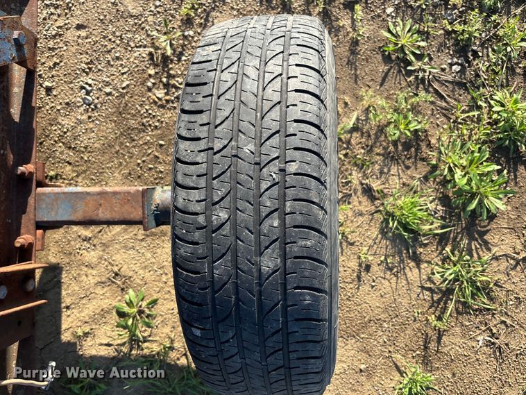 image for item EA4792 Ford irrigation pump