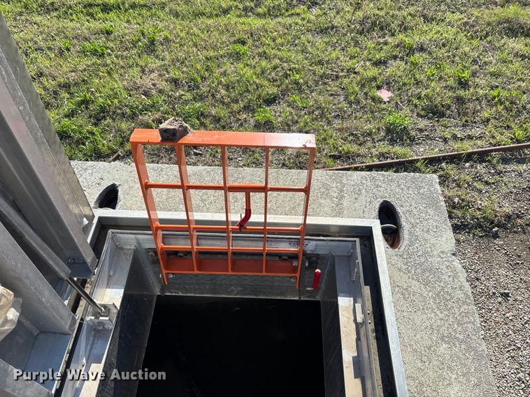 image for item EA4798 USF Fabrication vault