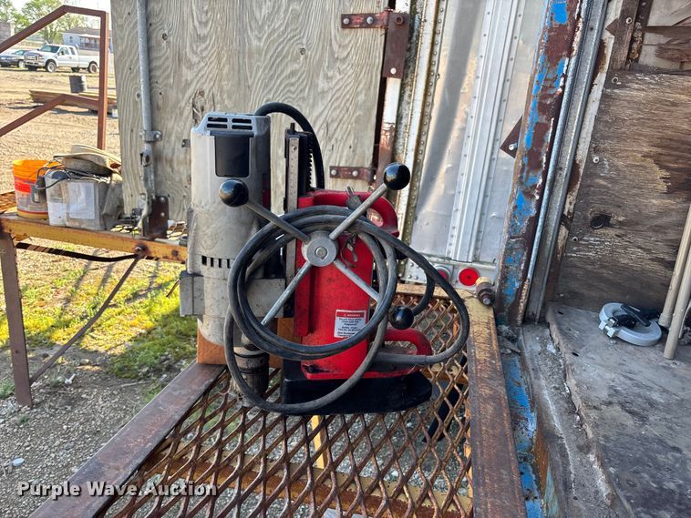 image for item EA4800 Milwaukee 4202 magnetic drill