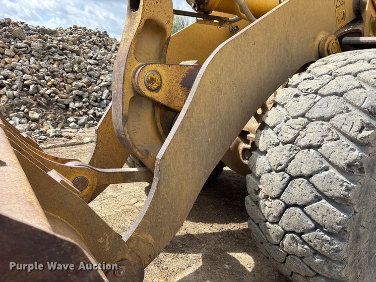 image for item EA4808 2005 Komatsu WA500-3LK wheel loader
