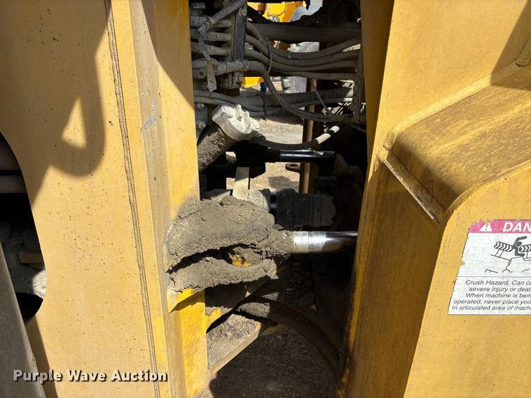 image for item EA4808 2005 Komatsu WA500-3LK wheel loader