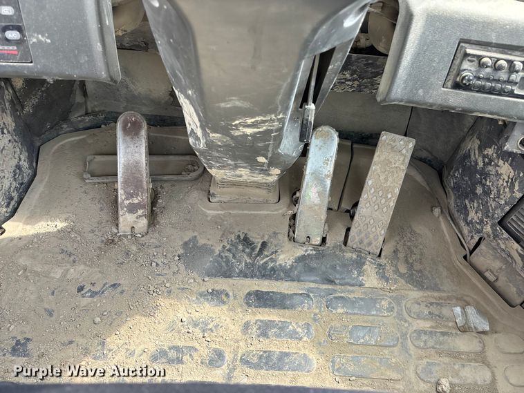 image for item EA4808 2005 Komatsu WA500-3LK wheel loader