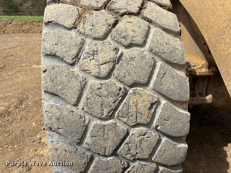 image for item EA4808 2005 Komatsu WA500-3LK wheel loader