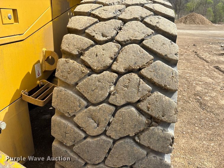 image for item EA4808 2005 Komatsu WA500-3LK wheel loader