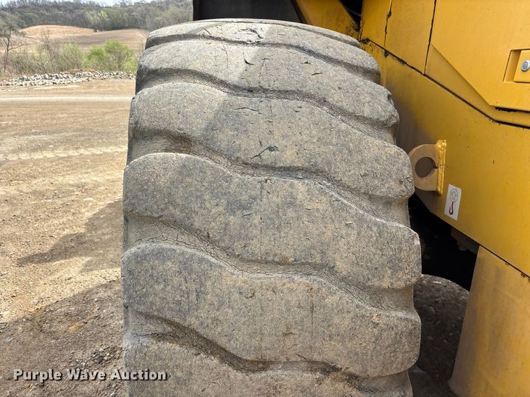 image for item EA4808 2005 Komatsu WA500-3LK wheel loader