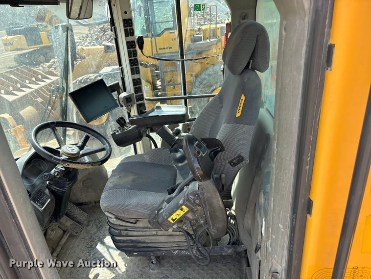 image for item EA4809 2018 Volvo L220H wheel loader