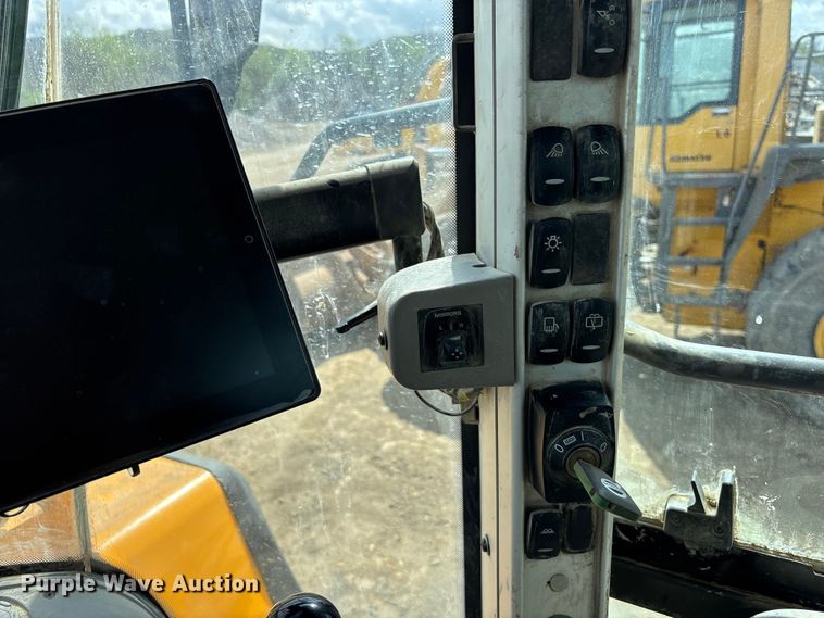 image for item EA4809 2018 Volvo L220H wheel loader