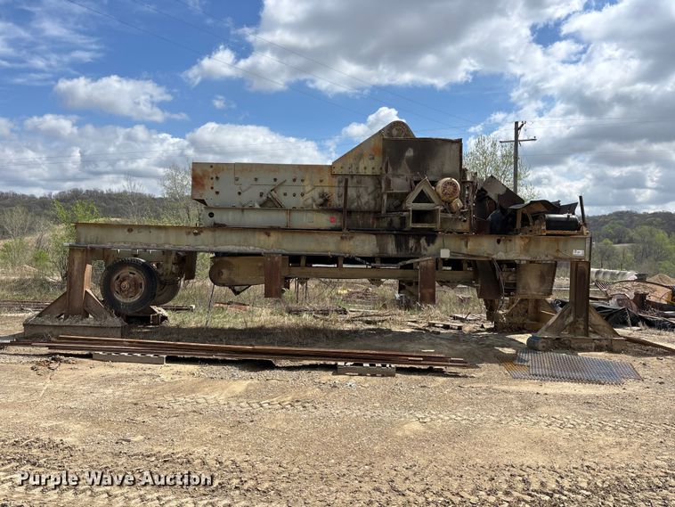 image for item EA4810 Cedarapids screening plant