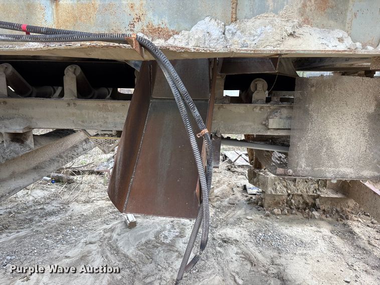 image for item EA4810 Cedarapids screening plant