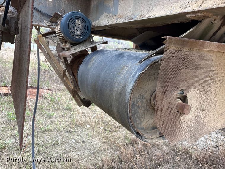 image for item EA4810 Cedarapids screening plant