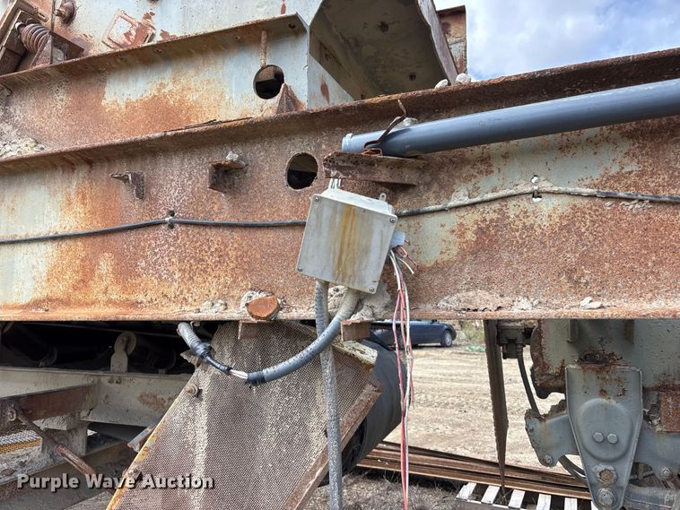 image for item EA4810 Cedarapids screening plant