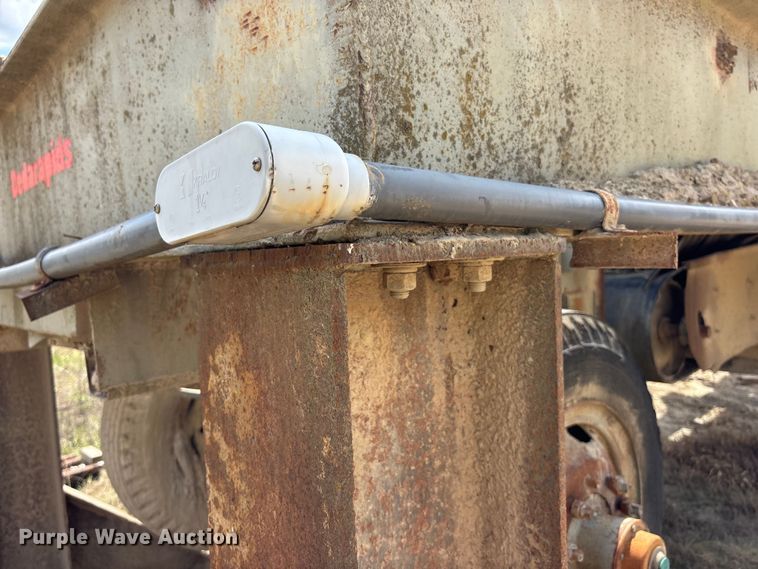 image for item EA4810 Cedarapids screening plant