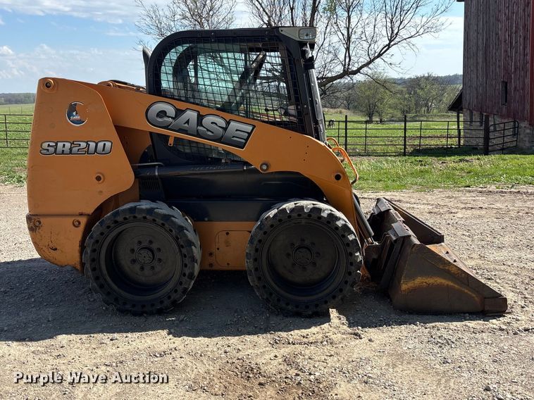 image for item EA4820 2014 Case SR210 skid steer loader