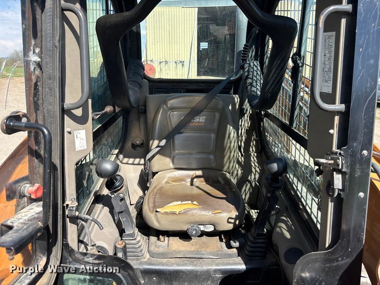 image for item EA4820 2014 Case SR210 skid steer loader