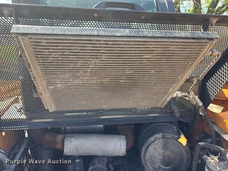 image for item EA4820 2014 Case SR210 skid steer loader