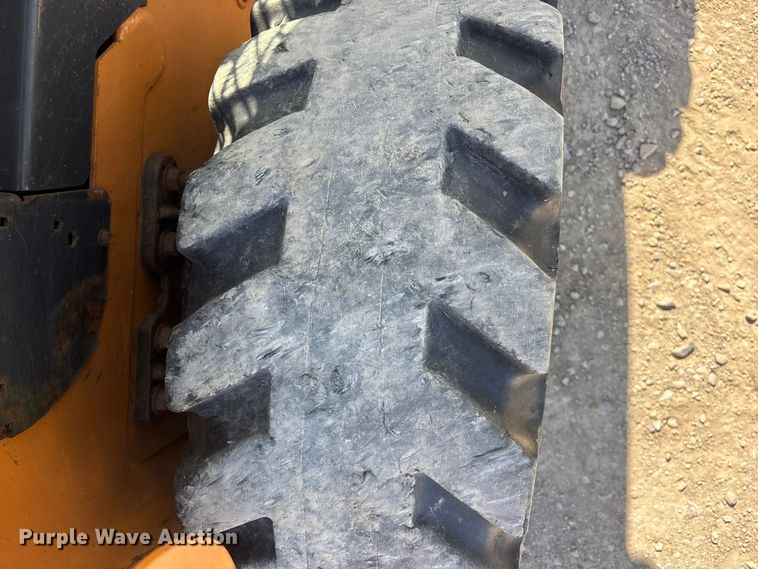 image for item EA4820 2014 Case SR210 skid steer loader