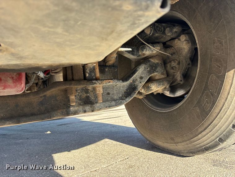 image for item EA4821 2019 Peterbilt 567 dump truck