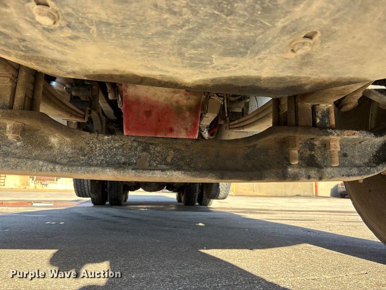 image for item EA4821 2019 Peterbilt 567 dump truck