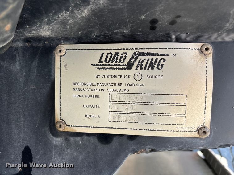 image for item EA4821 2019 Peterbilt 567 dump truck