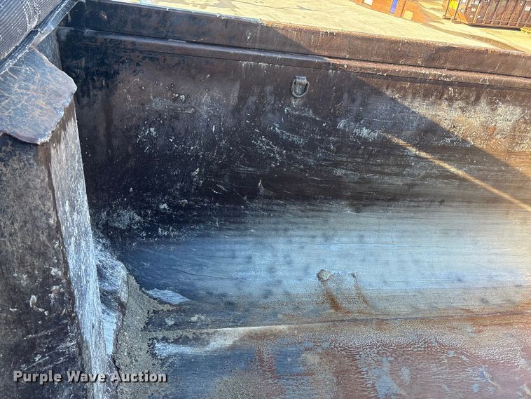 image for item EA4821 2019 Peterbilt 567 dump truck