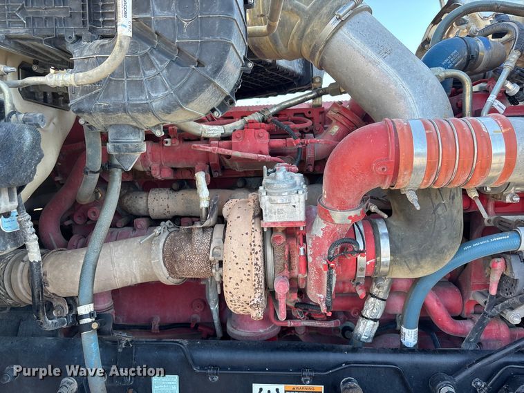 image for item EA4821 2019 Peterbilt 567 dump truck