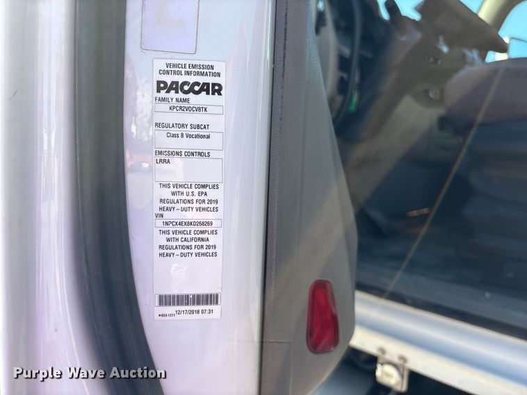 image for item EA4821 2019 Peterbilt 567 dump truck