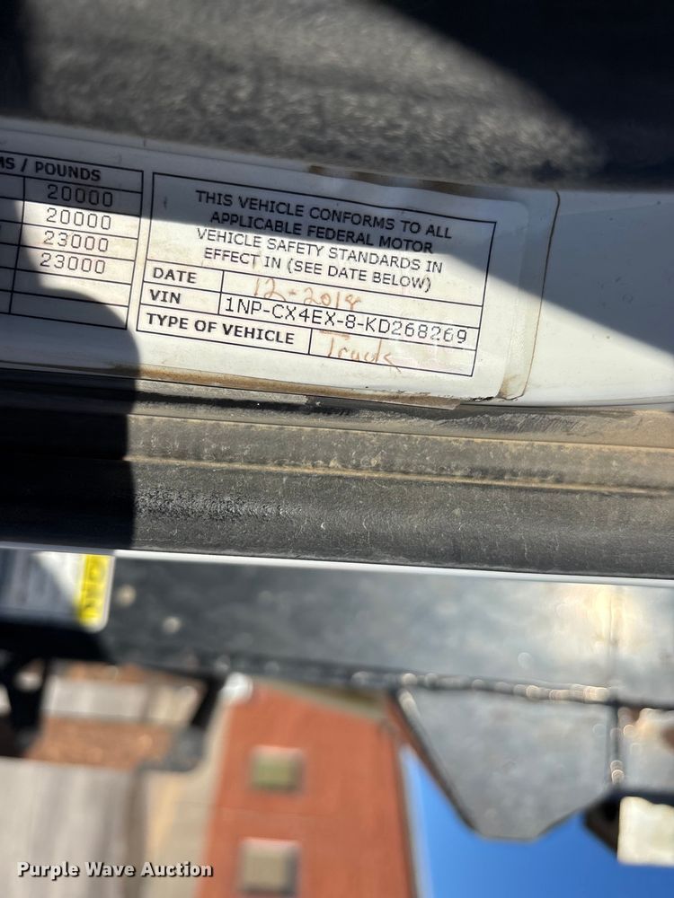 image for item EA4821 2019 Peterbilt 567 dump truck