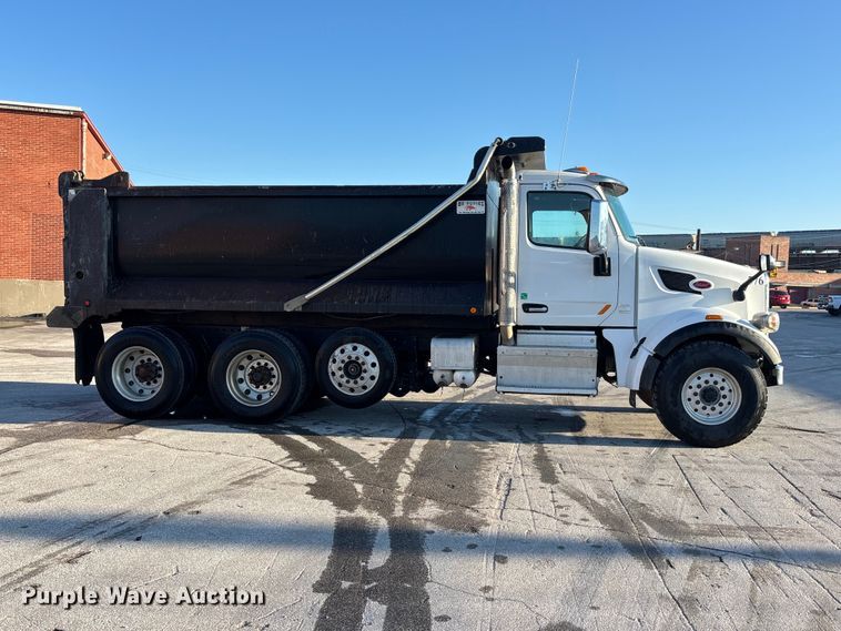image for item EA4822 2017 Peterbilt 567 dump truck