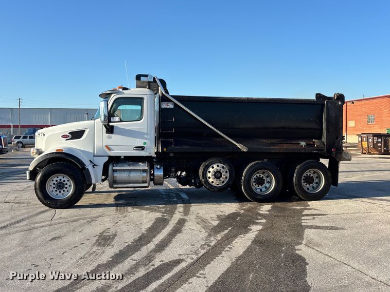 image for item EA4822 2017 Peterbilt 567 dump truck