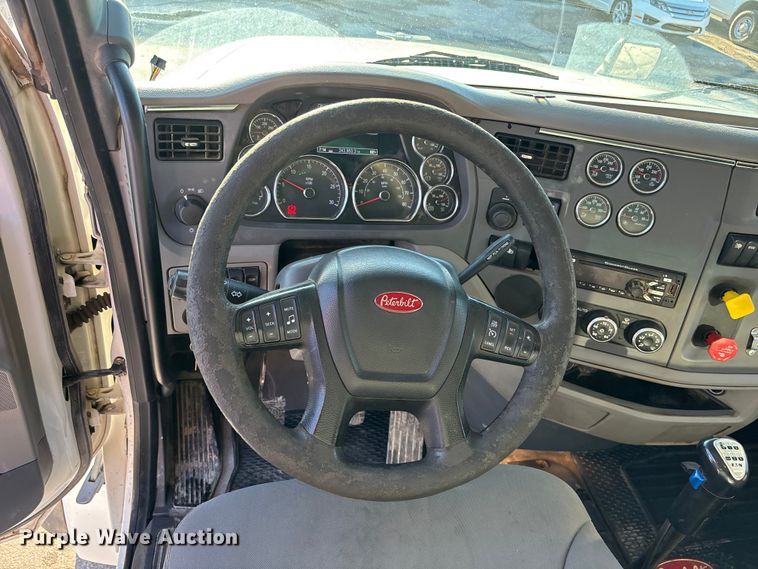 image for item EA4822 2017 Peterbilt 567 dump truck