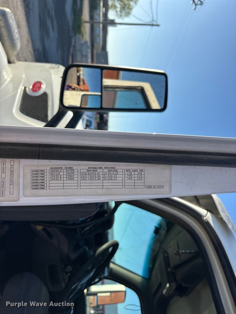 image for item EA4822 2017 Peterbilt 567 dump truck