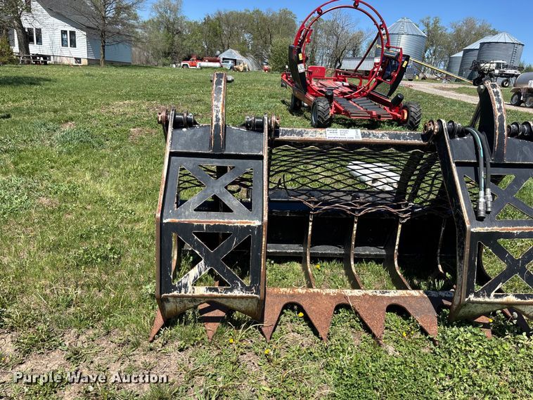 image for item EA4827 Vail BG8454 skid steer grapple bucket