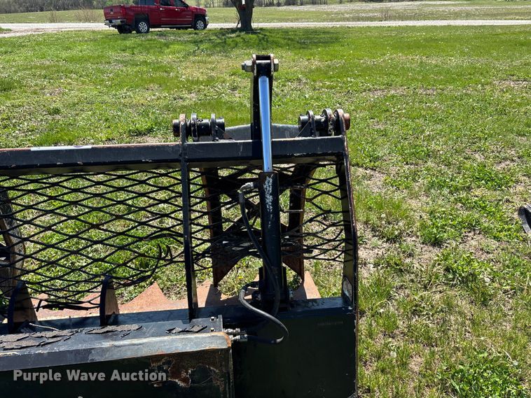 image for item EA4827 Vail BG8454 skid steer grapple bucket