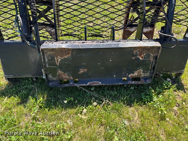 image for item EA4827 Vail BG8454 skid steer grapple bucket