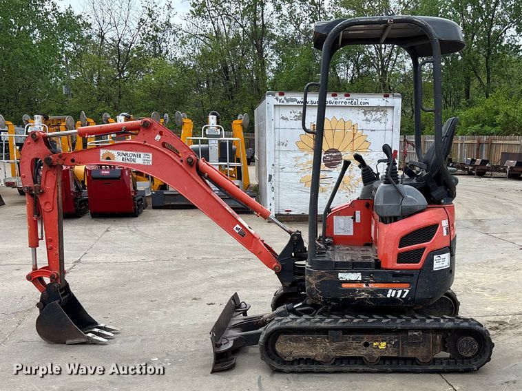 image for item EA4833 2015 Kubota U17 mini excavator