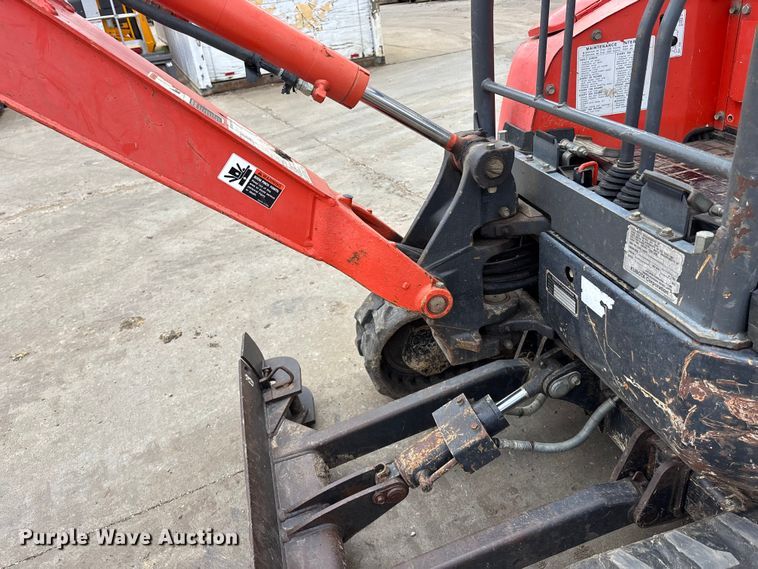 image for item EA4833 2015 Kubota U17 mini excavator