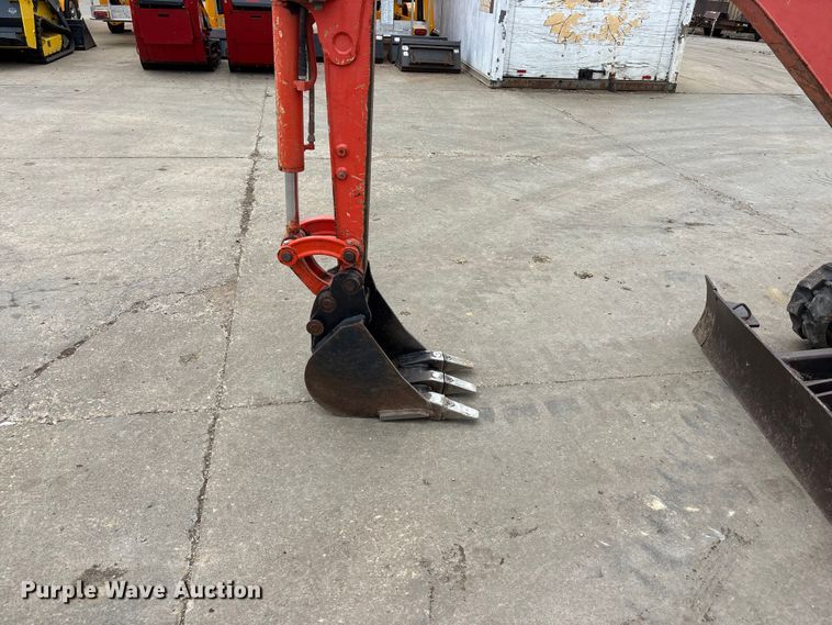image for item EA4833 2015 Kubota U17 mini excavator