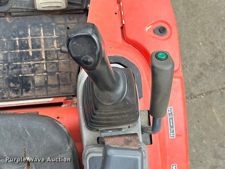 image for item EA4833 2015 Kubota U17 mini excavator